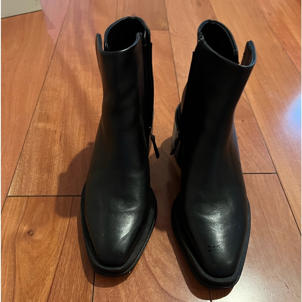 Black Franco Sarto ankle boots size 8M